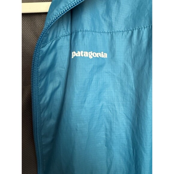Patagonia Women’s Jacket  Blue Windbreaker SMALL - Picture 3 of 9